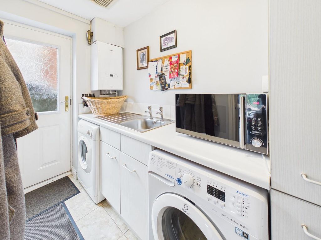 Additional image 16 of 5 bed detached house for sale5 Bed Detached House, Aysgarth Rise, Bridlington YO16