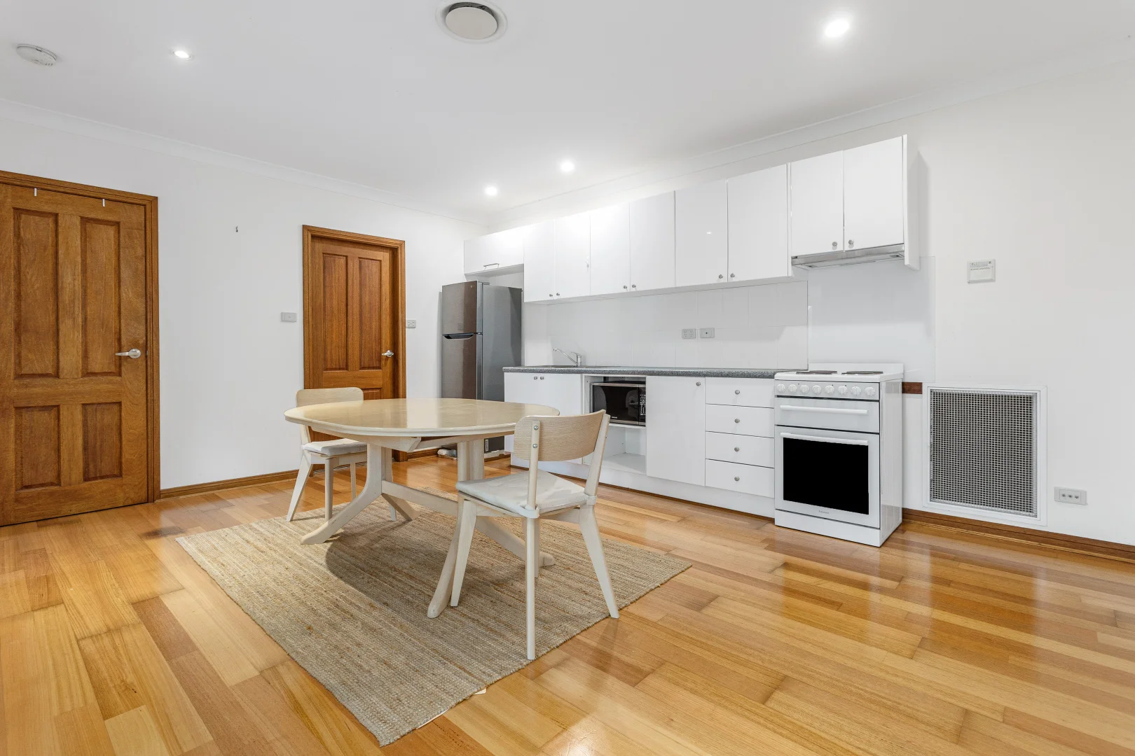 Additional image 4 of Flat/98 Manor Road, Hornsby NSW 2077