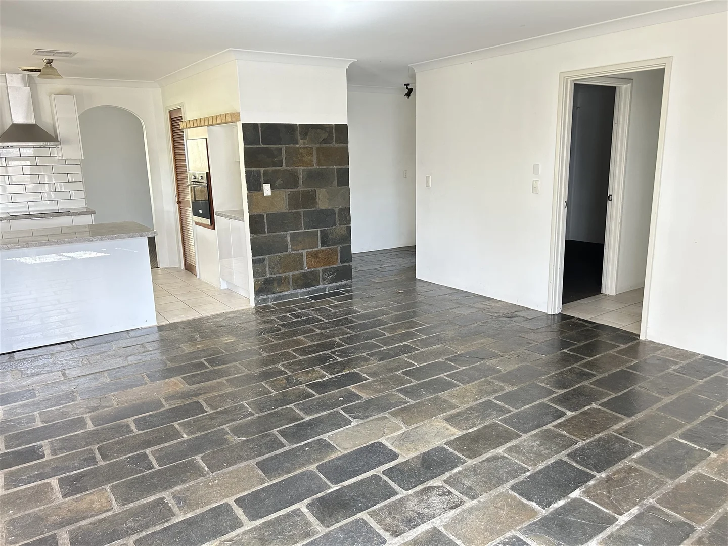 Additional image 2 of 7 Crawford Street, Mandurah WA 6210