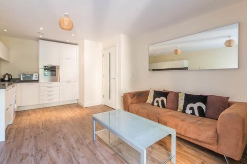 Southside, St John's Walk B5