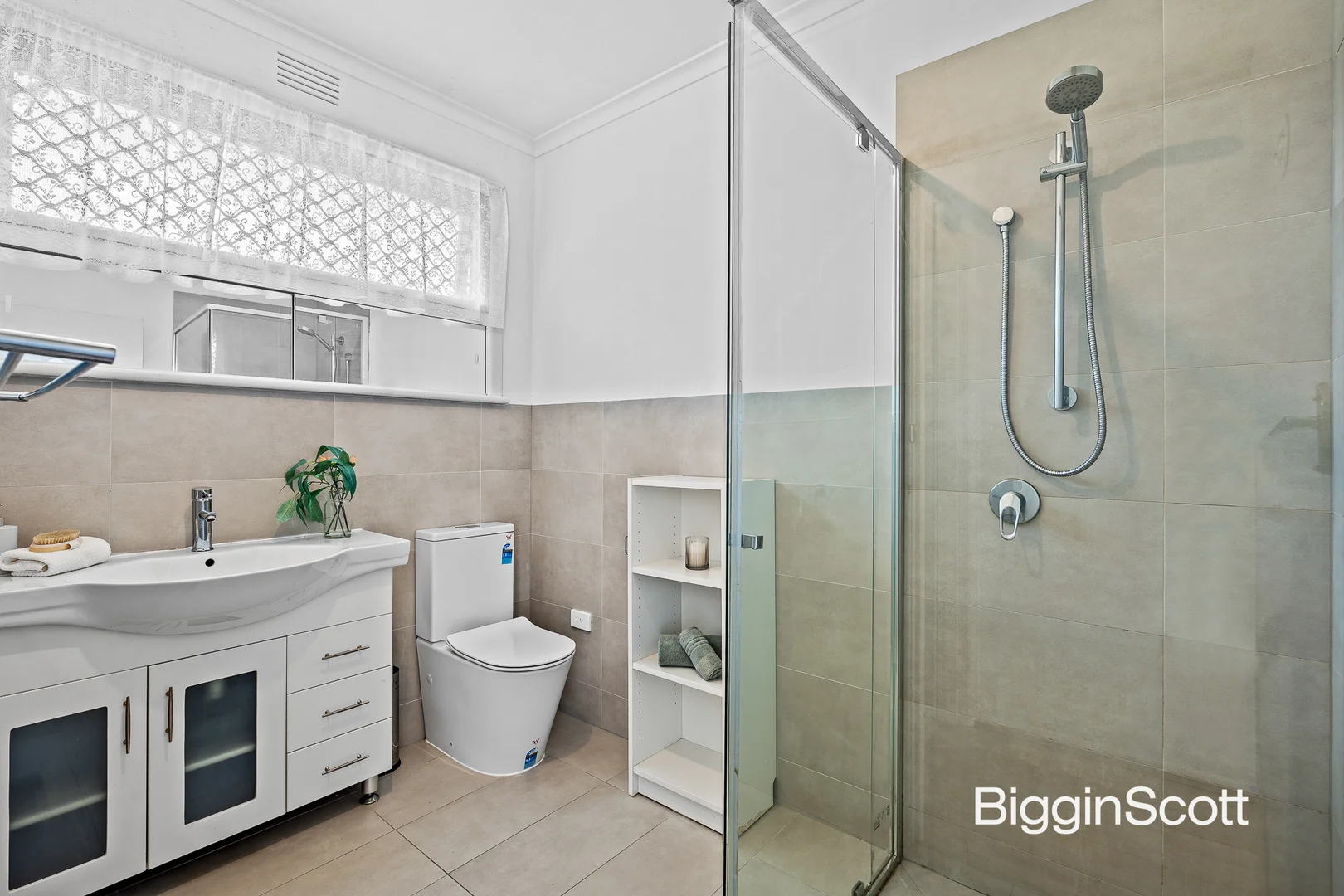 Additional image 7 of 1 Tamarisk Avenue, Glen Waverley VIC 3150
