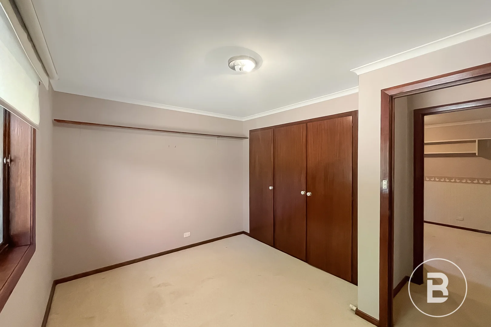 16 Marie Crescent, Wendouree VIC 3355 photo 5