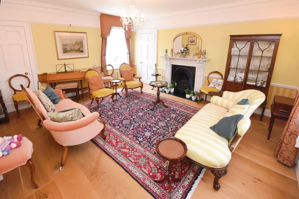 Additional image 6 of 6 bed terraced house for saleBradford Street, Braintree CM7