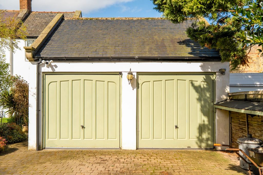 Additional image 37 of 3 bed semi-detached house for saleShaw Lane, Farnham HG5