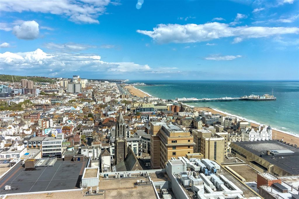Additional image 3 of 2 bed flat for saleRussell Square, Brighton BN1