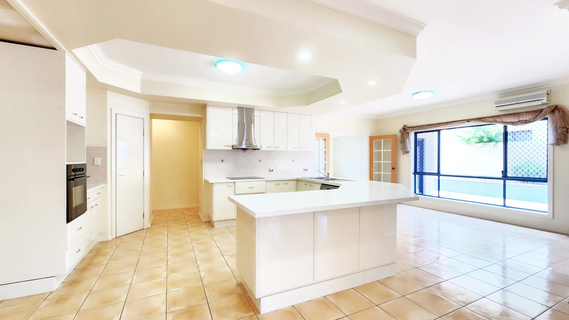 Additional image 4 of 16 Edgeware Close, Sunnybank Hills QLD 4109