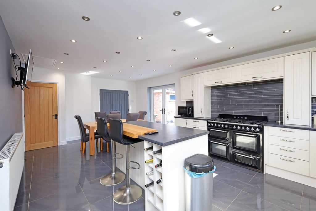 Additional image 6 of 3 bed bungalow for saleGarfits Lane PE21