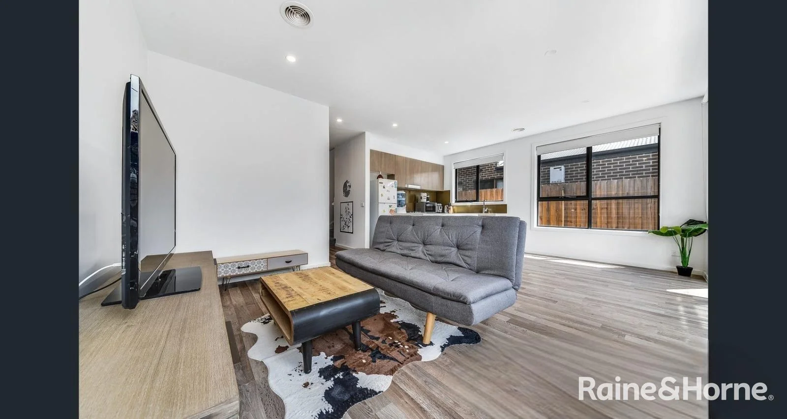 Additional image 2 of 8B Mclaren Avenue, Cranbourne VIC 3977