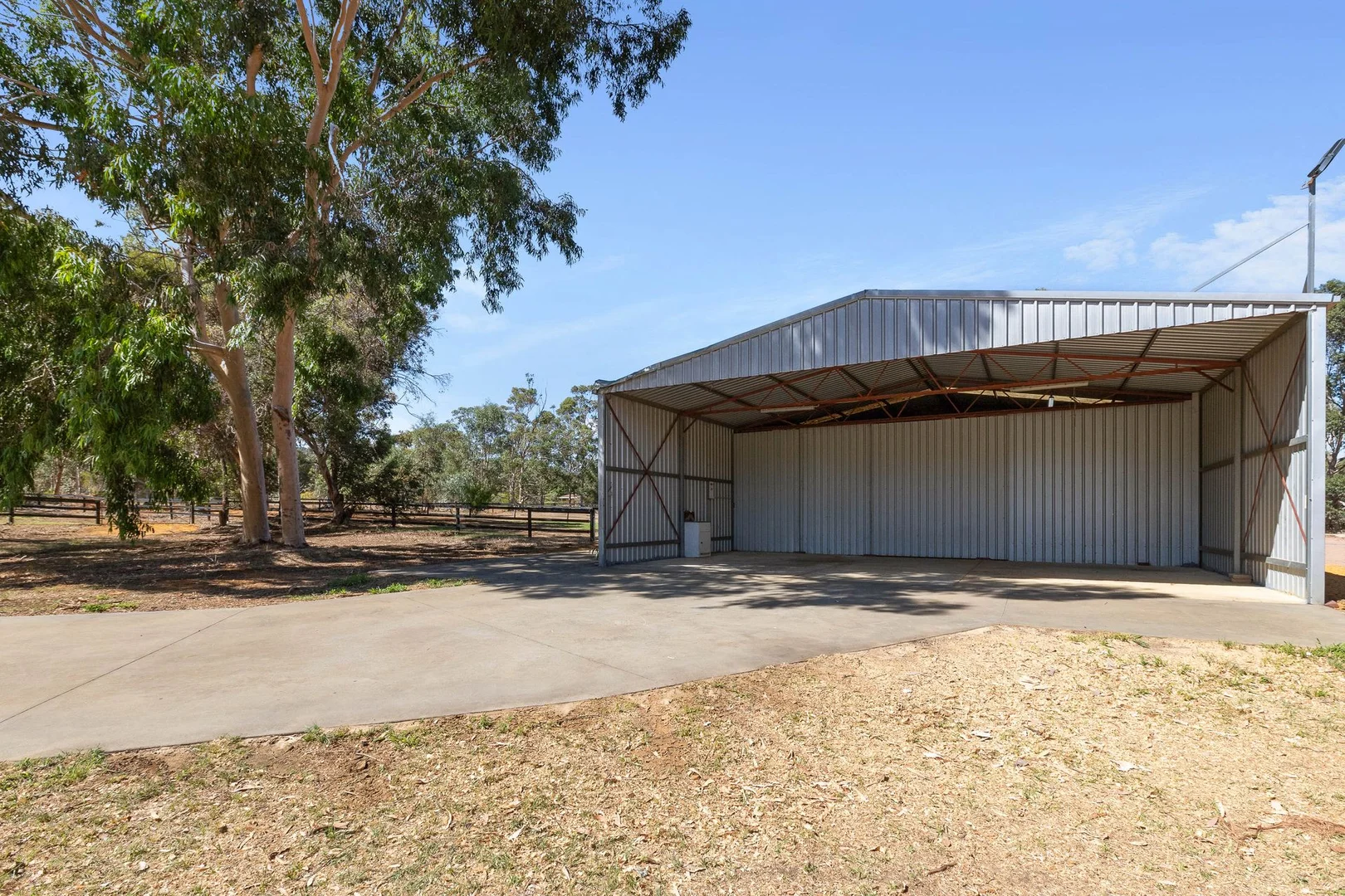 Additional image 28 of 10 College Court, Serpentine WA 6125