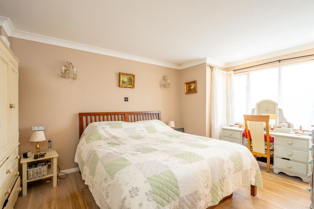 Additional image 6 of 4 bed detached house for saleWellington Road, Bognor Regis PO21