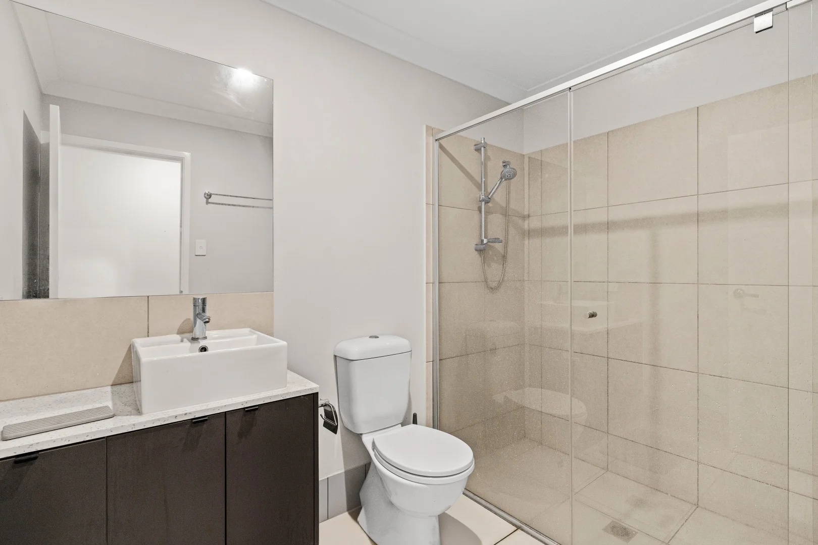 Additional image 16 of 1 & 2/18 Elm Avenue, Woodridge QLD 4114