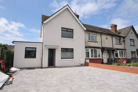 Mercia Road, Cardiff CF24