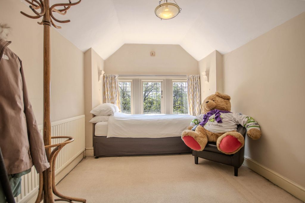 Additional image 21 of 3 bed flat for saleFields Road, Newport NP20