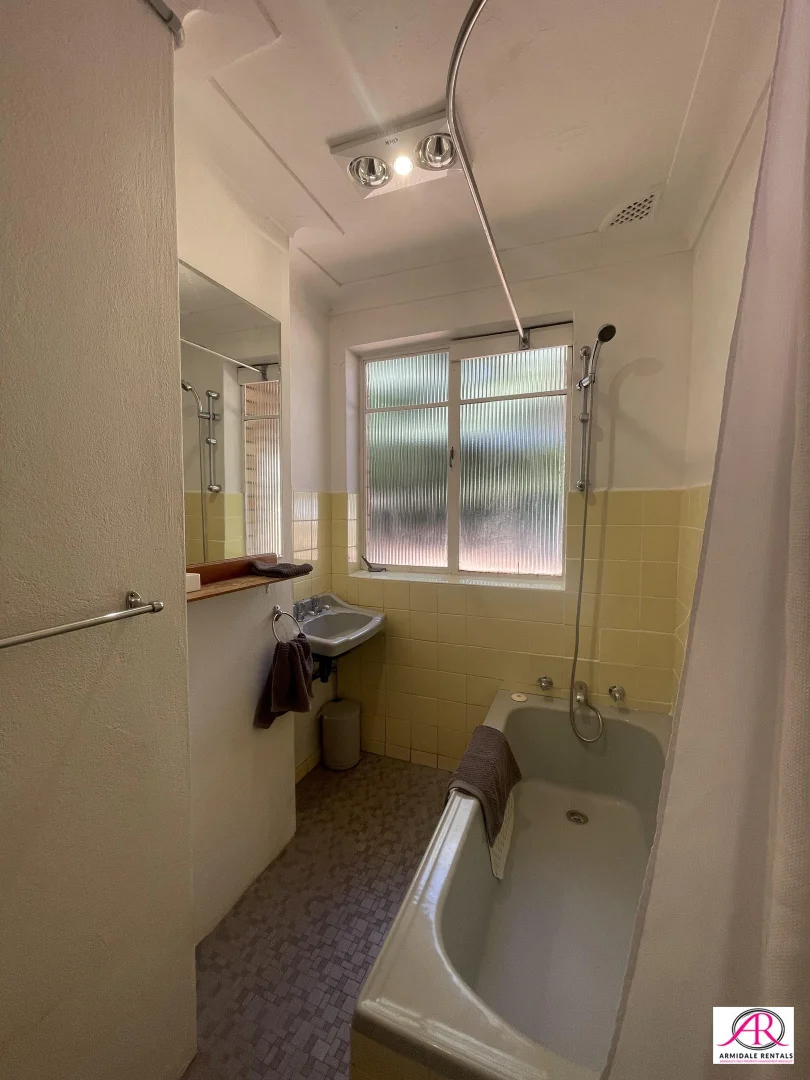 Additional image 8 of 16D Perrott Street, Armidale NSW 2350