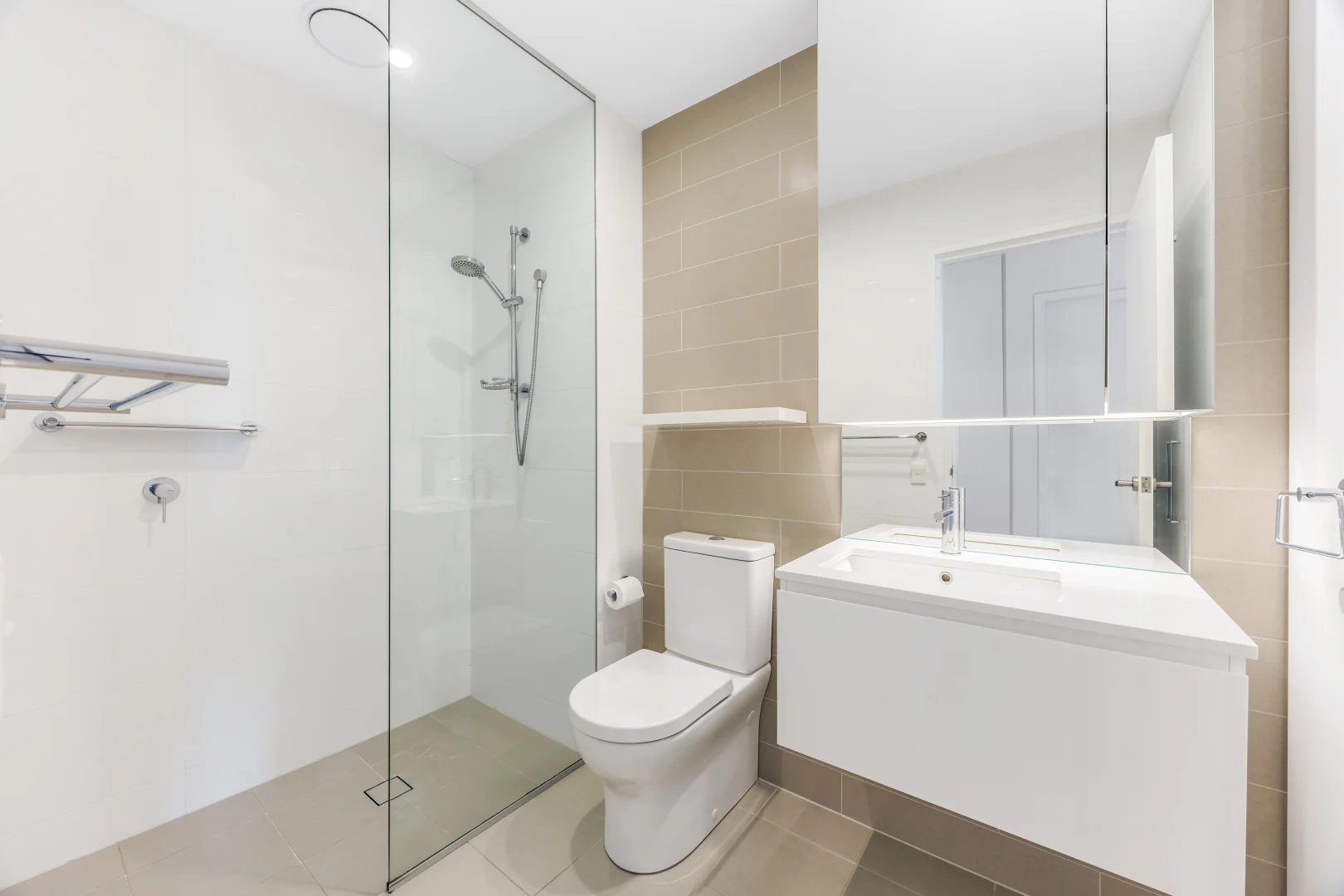 Additional image 7 of 1301/2 Chisholm Street, Wolli Creek NSW 2205