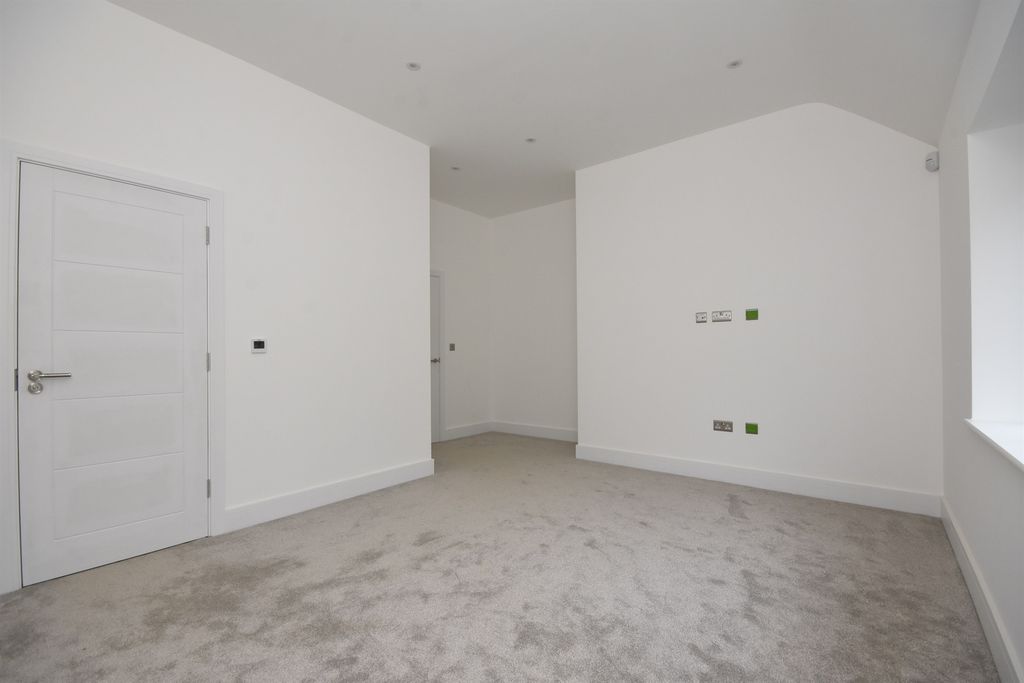 Additional image 10 of 3 bed detached bungalow for saleBeaufort Gardens, Braintree CM7