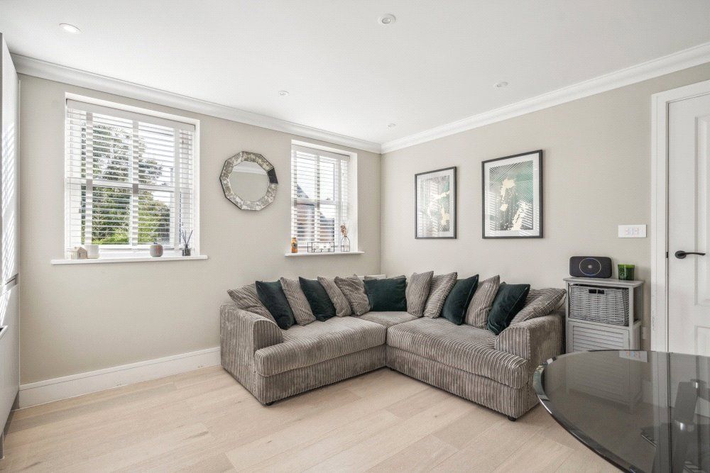 Additional image 3 of 1 bed flat for saleStation Road, Bourne End, Buckinghamshire SL8