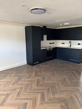 Church Road, London W3, Studio to rent