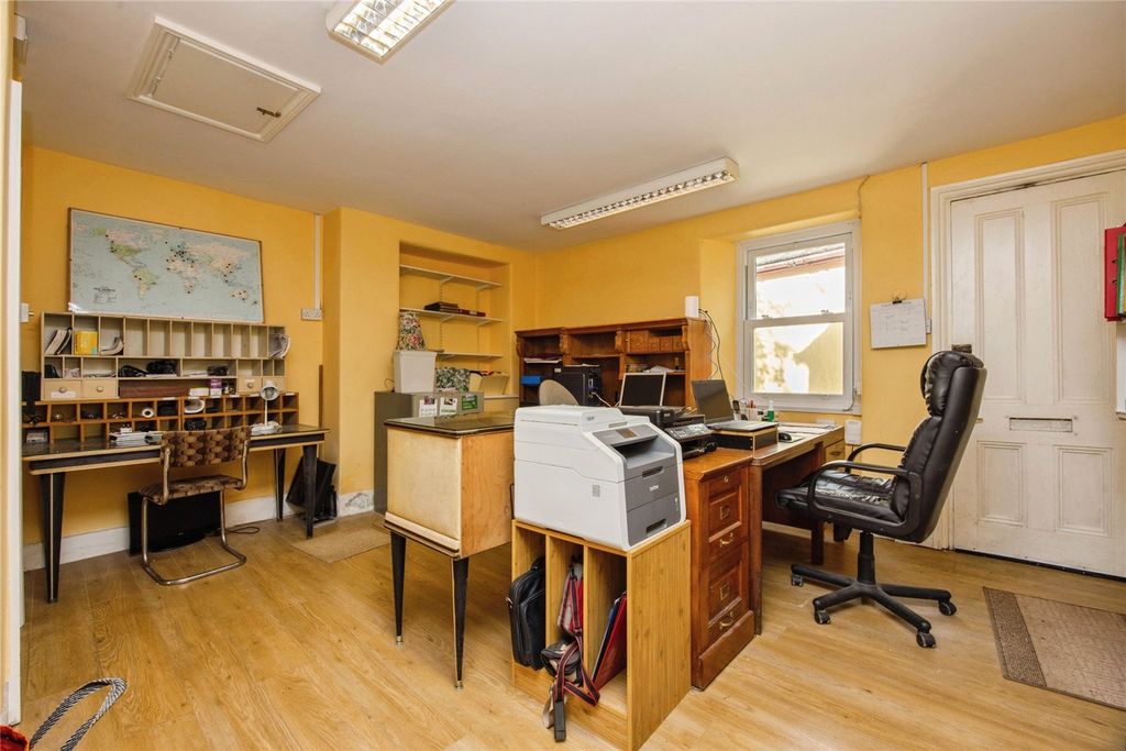 Additional image 10 of 6 bed detached house for saleHarleigh Road, Bodmin, Cornwall PL31