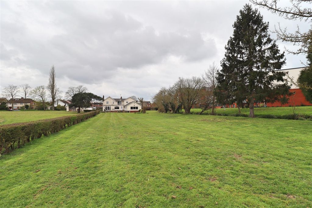 Additional image 4 of 6 bed detached house for saleChurch Lane, Braintree CM7