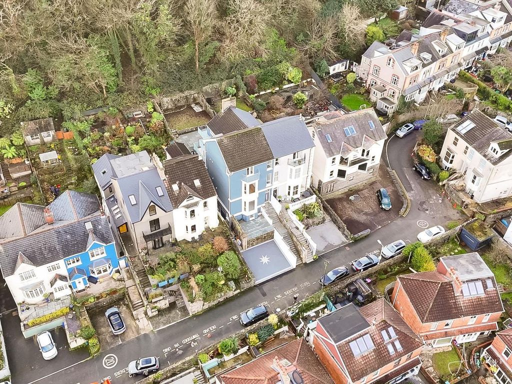 Additional image 20 of 2 bed flat for saleOverland Road., Mumbles, Swansea SA3