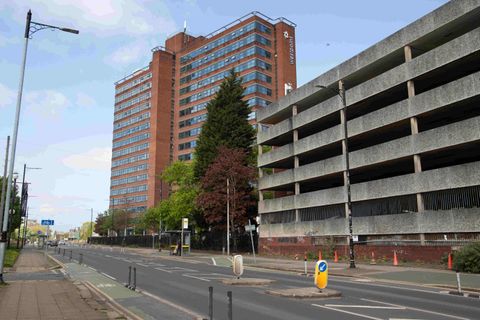 Chester Road, Manchester M16