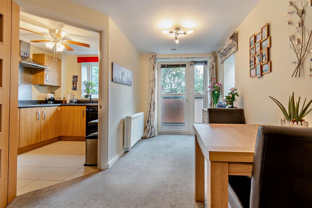 Additional image 7 of 1 bed flat for saleChestnut Court, 99 Martongate, Bridlington YO16