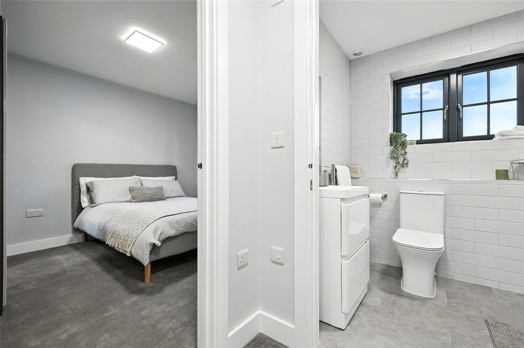 Additional image 11 of 1 bed flat for saleCox's Yard, 16-18 Rayne Road, Braintree, Essex CM7