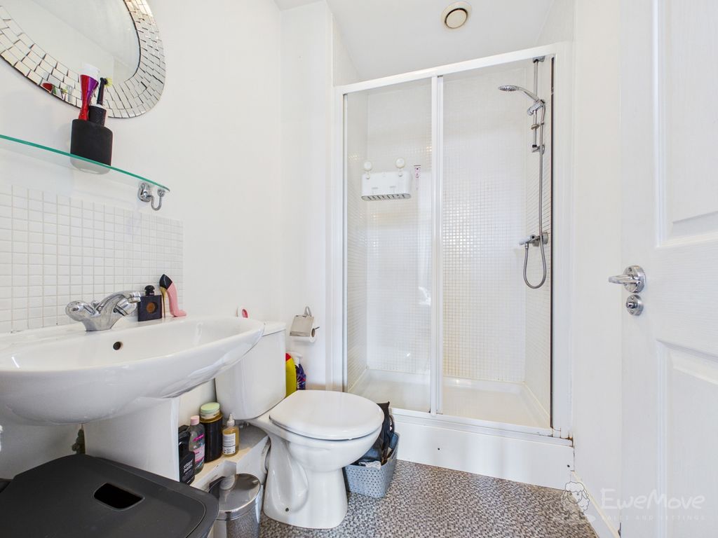 Additional image 6 of 2 bed flat for saleRoyal Drive, Bordon, Hampshire GU35