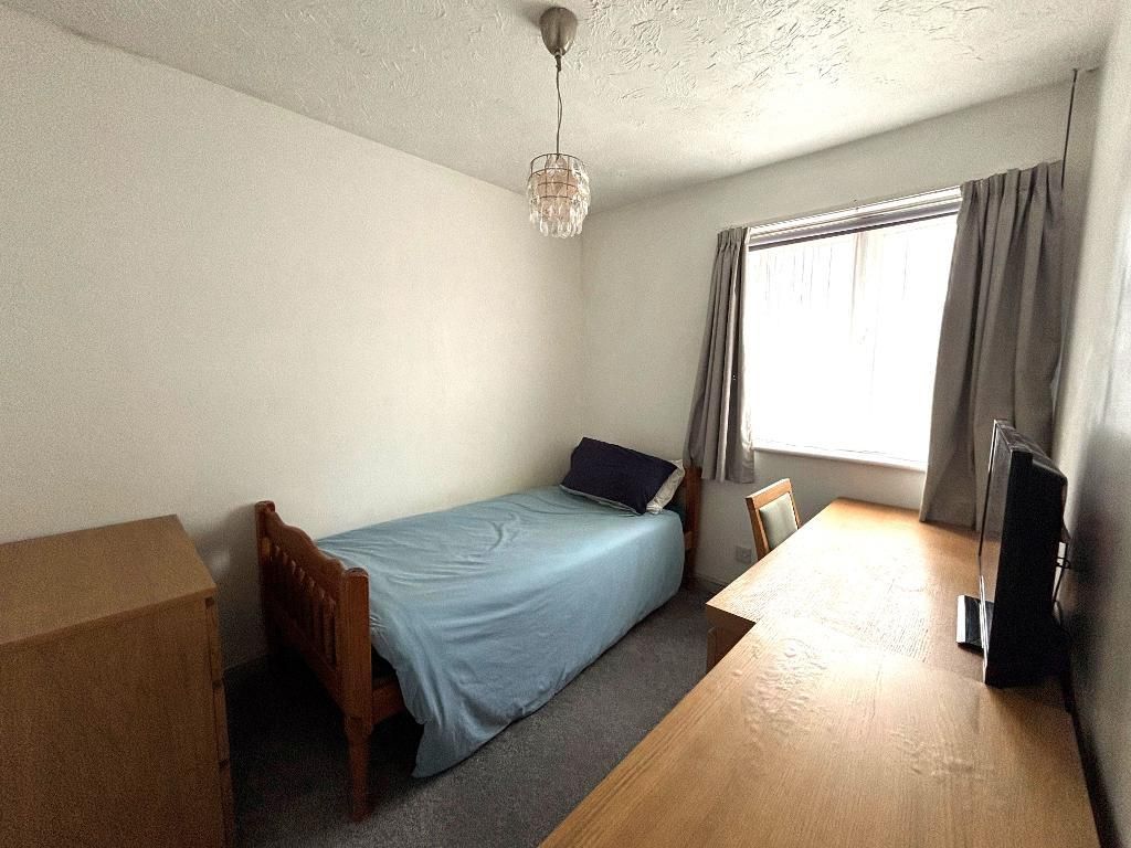 Additional image 8 of 3 bed end terrace house for salePytchley Close, Bushmead, Luton, Bedfordshire LU2