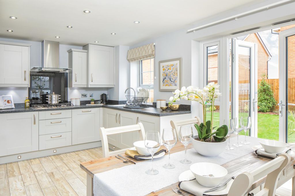 Additional image 2 of 4 bed detached house for sale"Knaresborough" at Kingsgate, Bridlington YO15