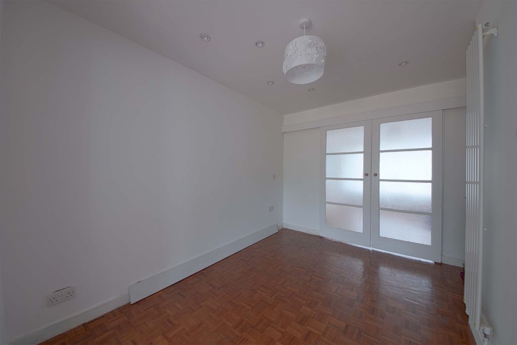 Additional image 11 of 3 bed detached house for saleHavelock Road, Maidenhead SL6
