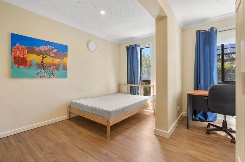 3/11 Thwaites Cl, Highton VIC 3216 photo 2