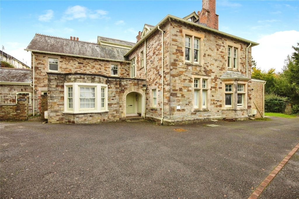 Additional image 6 of 1 bed flat for saleCastle Street, Bodmin, Cornwall PL31
