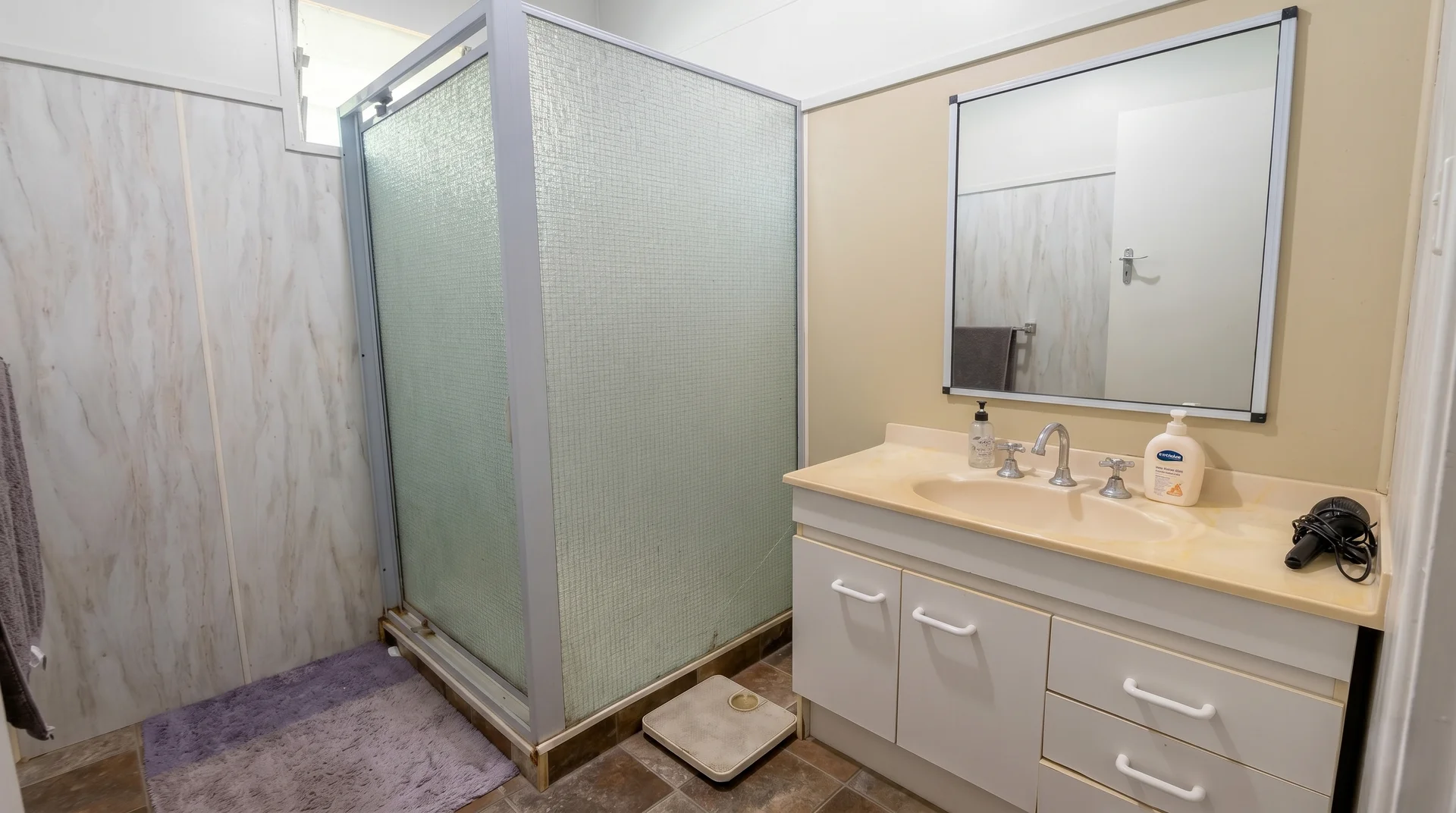 Additional image 9 of 2/5 Hinschen Street, Proserpine QLD 4800