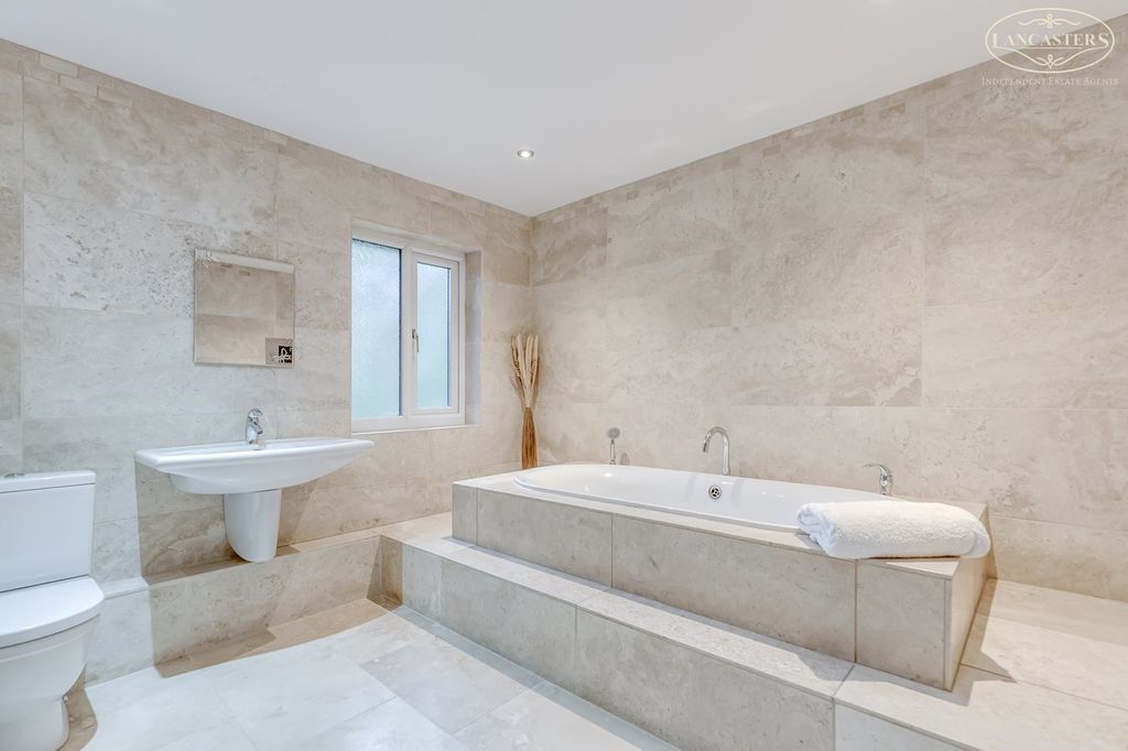 Additional image 38 of 5 bed detached house for salePrincess Road, Lostock, Bolton BL6