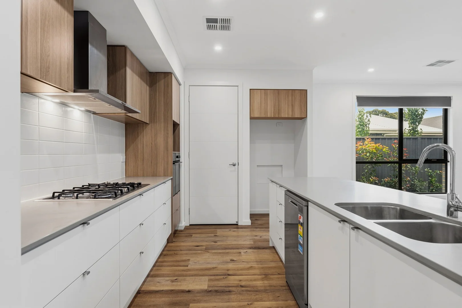 75 Aston Parade, Mount Barker SA 5251 photo 3