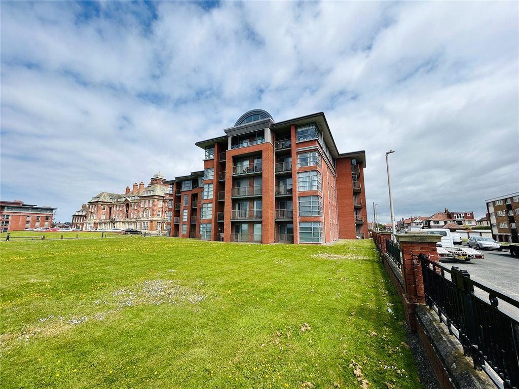 Additional image 22 of 2 bed flat for saleQueens Promenade, Bispham, Blackpool FY2