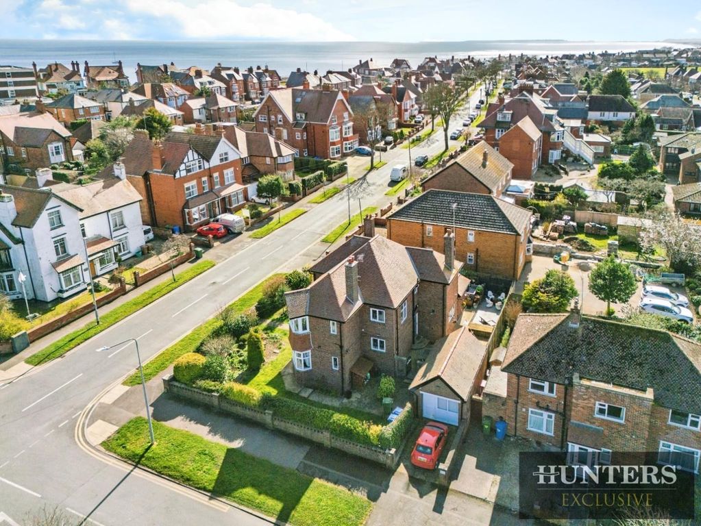 Additional image 31 of 4 bed detached house for saleCardigan Road, Bridlington YO15