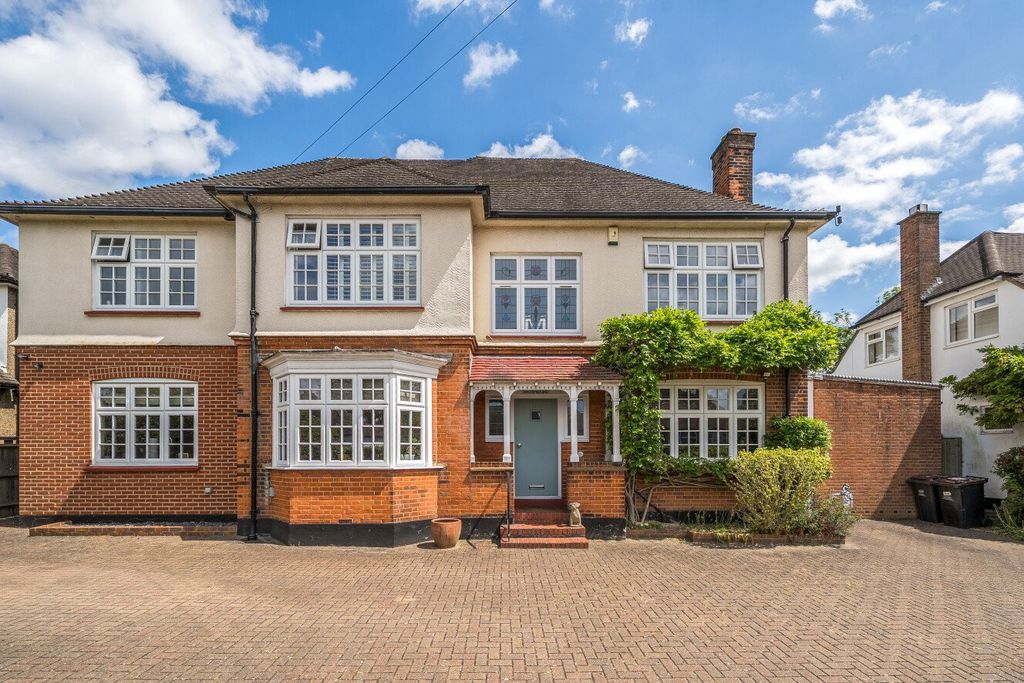 Additional image 3 of 5 bed detached house for saleHayes Lane, Hayes, Kent BR2