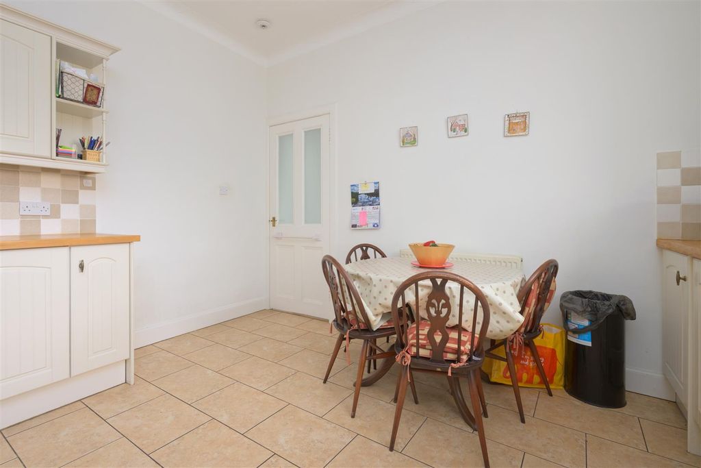 Additional image 7 of 3 bed maisonette for saleMain Street, Abernethy, Perth PH2