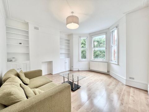 Essendine Road, Paddington W9