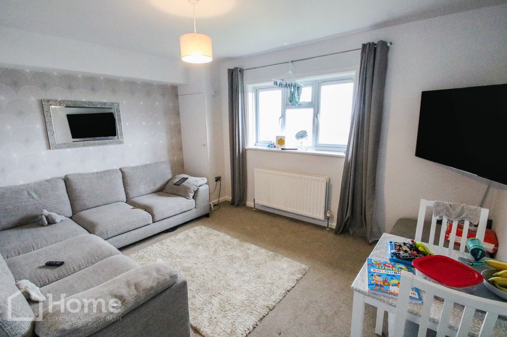 Additional image 2 of 2 bed flat for saleAvonfield Avenue, Bradford On Avon BA15