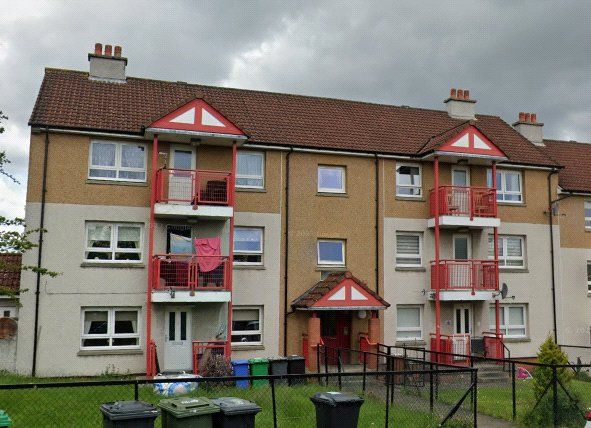 3 bed flat for salePentland Terrace, High Valleyfield, Dunfermline, Fife KY12
