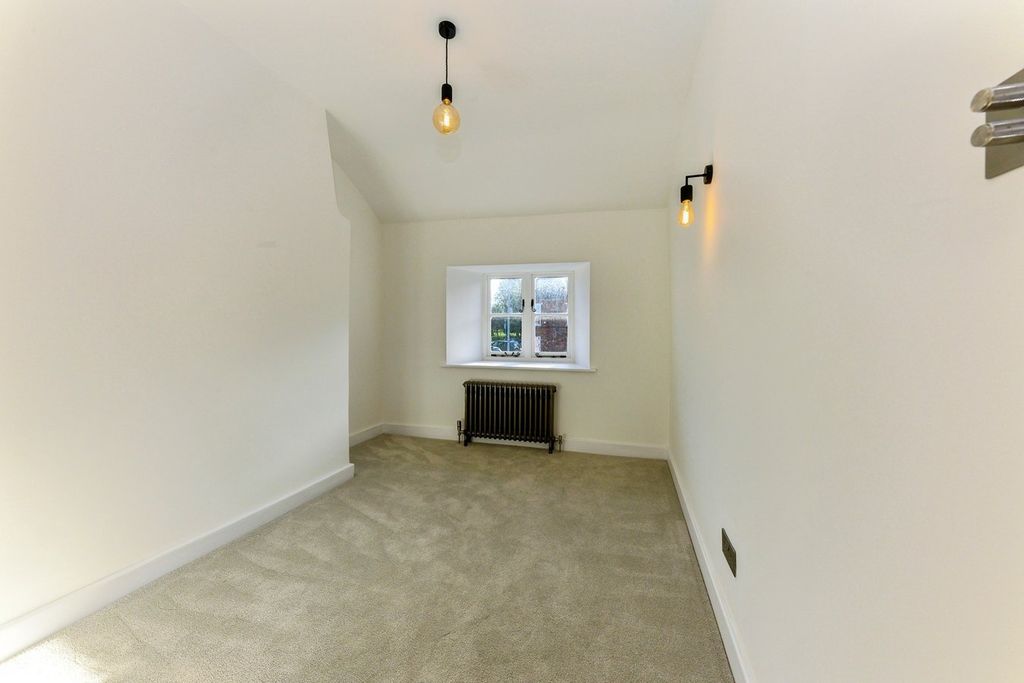 Additional image 13 of 3 bed terraced house for saleWest Street, Bourne PE10