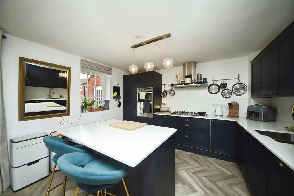 Additional image 16 of 4 bed detached house for saleSorrel Drive, Bridgwater TA5