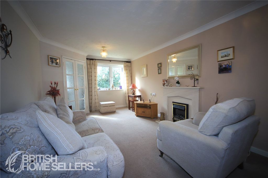 Additional image 3 of 1 bed flat for saleBlackstones Court, St. Georges Avenue, Stamford, Lincolnshire PE9