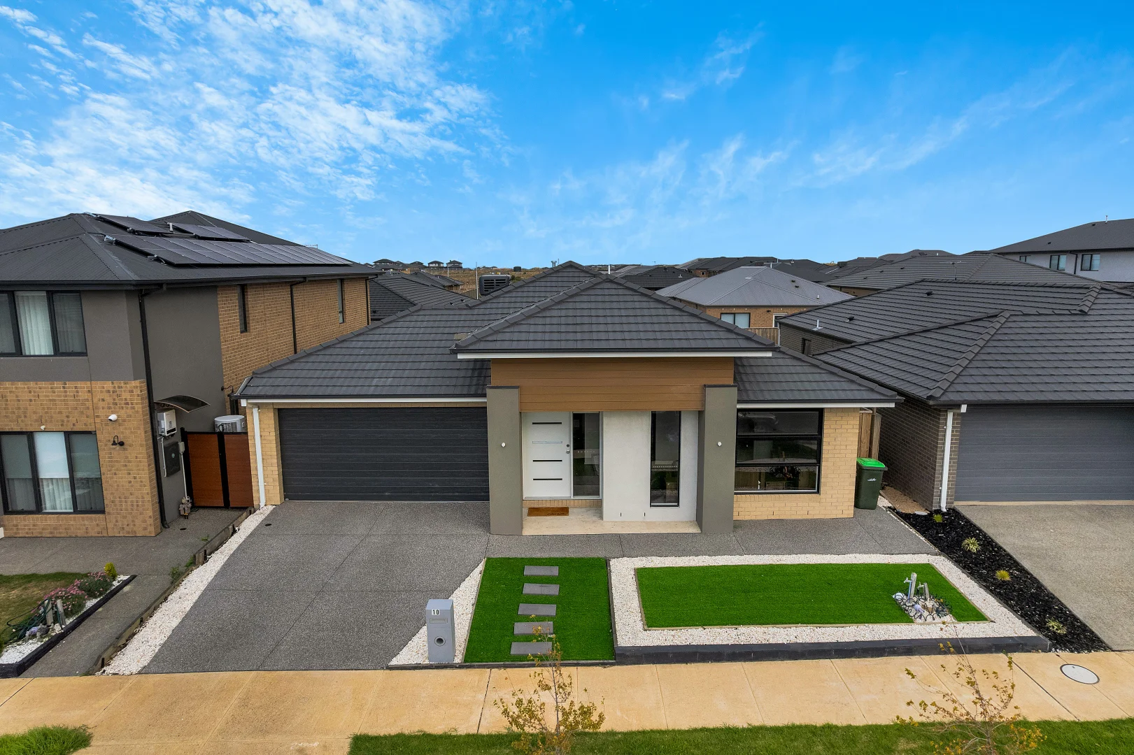 Additional image 24 of 10 Sparland Street, Manor Lakes VIC 3024