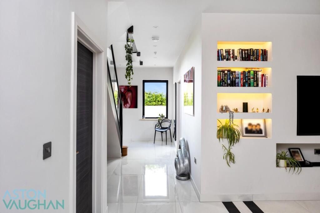 Additional image 28 of 6 bed detached house for saleRoedean Road, Brighton BN2