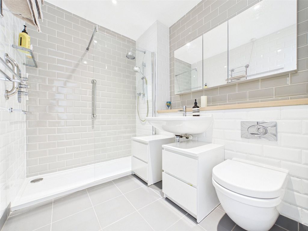 Additional image 6 of 1 bed flat for saleCrooklets Road, Bude, Cornwall EX23